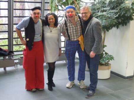 Daniela Neubauer, Organisation und Marketing BIBUS GmbH und Michael Neubauer, Geschäftsführer BIBUS GmbH mit den „Hieroniemuß´ Doctor-Clowns“ unter Leitung von Reinhard Böhm Daniela Neubauer, Organisation und Marketing BIBUS GmbH und Michael Neubauer, Geschäftsführer BIBUS GmbH mit den „Hieroniemuß´ Doctor-Clowns“ unter Leitung von Reinhard Böhm